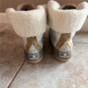 Marleylilly Duck Boots – Women’s Size 6 Cozy Shearling Boots